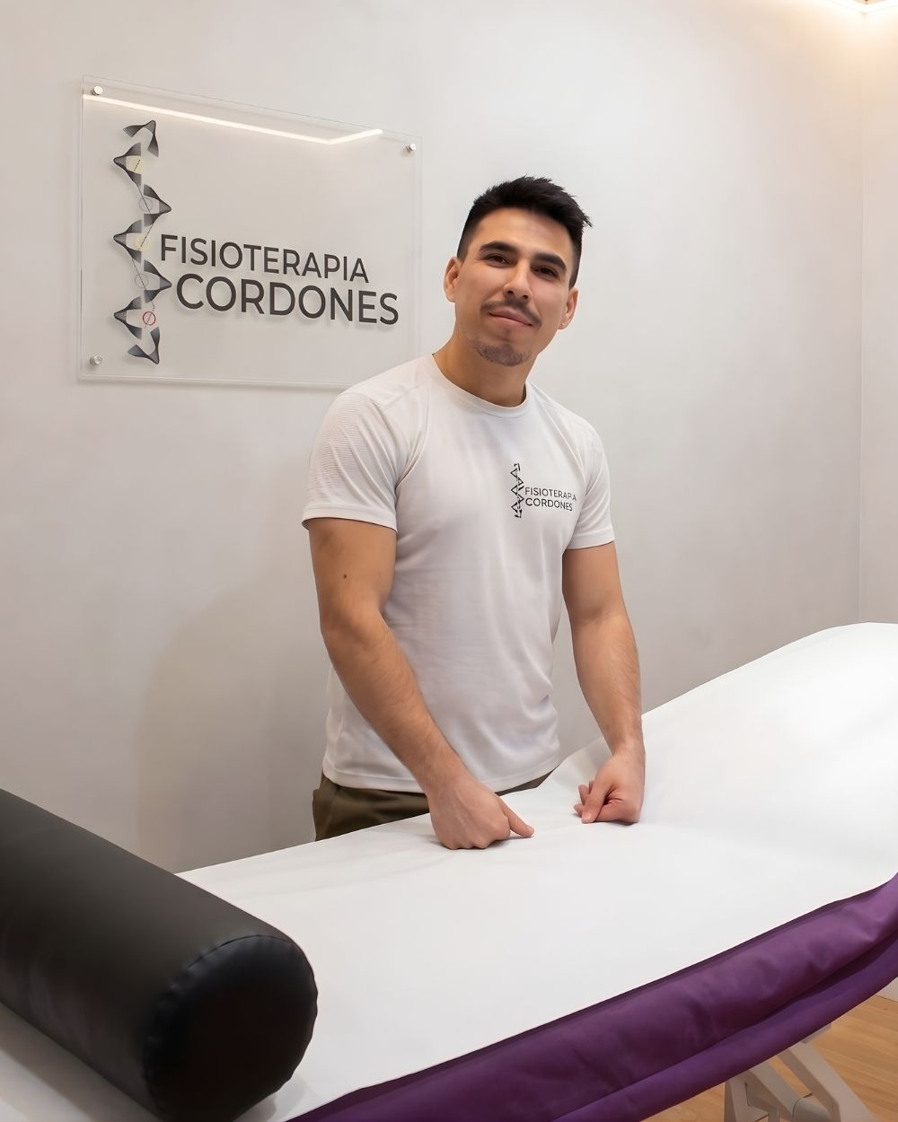Diego Cordones, fisioterapeuta colegiado en Chamberí, Madrid